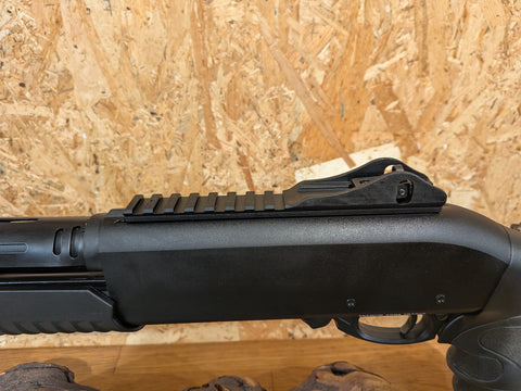 Fusil à Pompe Utas Défense - Cal. 12/76