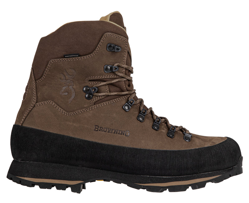 "Chaussures outdoor Browning Pyxidis, idéales pour l'orientation et la marche en forêt."
